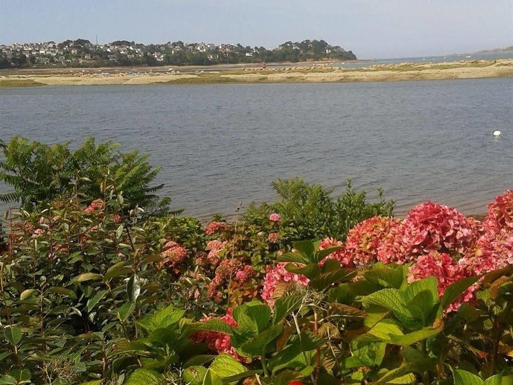 La Presqu' Ile Du Lenn Face A La Mer Appartement Louannec Buitenkant foto